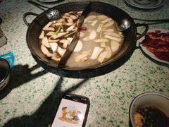 -鸿姐老火锅(疁城新天地店)