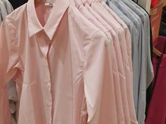 -优衣库(银川新华百货CCMall店)