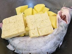 -老刘生态大鱼坊铁锅炖鱼(赛马场店)