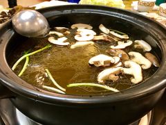 -乳仔牛牦牛汤锅 烤羊排(松潘古城店)