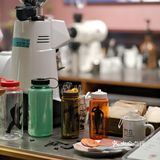 今年在「也在」喝到了秋天第一杯咖啡