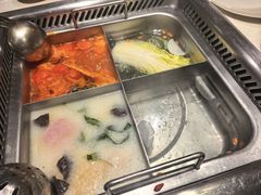 -海底捞火锅鲜切牛肉主题店(长寿路店)