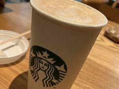 大杯热燕麦拿铁-星巴克(北京万科时代广场店)