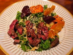 煎牛肉烤时蔬羽衣甘蓝沙拉-BAKER&SPICE(安福路店)