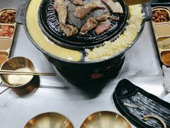 -胡悦里韩式烤肉(芝罘万达广场店)