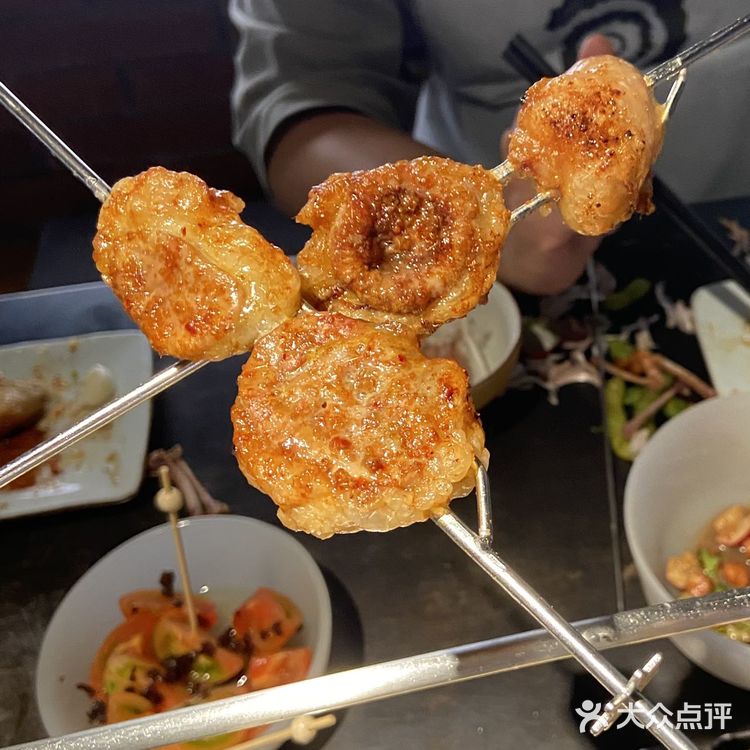 成年人真的需要一顿烧烤来度过秋天