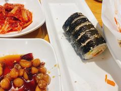 金枪鱼紫菜包饭-山海珍味韩国料理(奥城店)