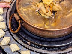 -阿山卓·野生菌火锅·纳西火塘烤肉