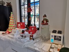 -Fridi Patisserie Cafe