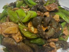 -小红鲸·海鲜餐厅(轸大路店)