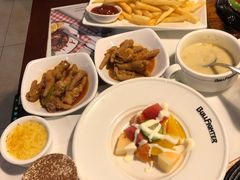 -爱丽丝牛排西餐厅(光谷步行街店)