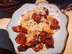 -魏铭鱼头捞饭(晋阳路店)