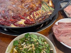 -黄潇洒老火锅(九眼桥宏济巷店)