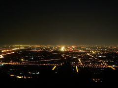 -鬼笑石后山停车场
