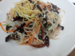 素八丝-春江饭店(共青团路总店)