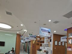 -雅悦齿科(顾村公园店)