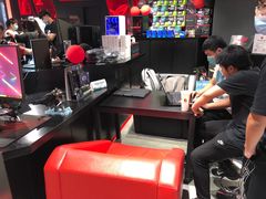 -ROG玩家国度(美罗城店)