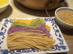 -东镇老火锅(长春路首店)