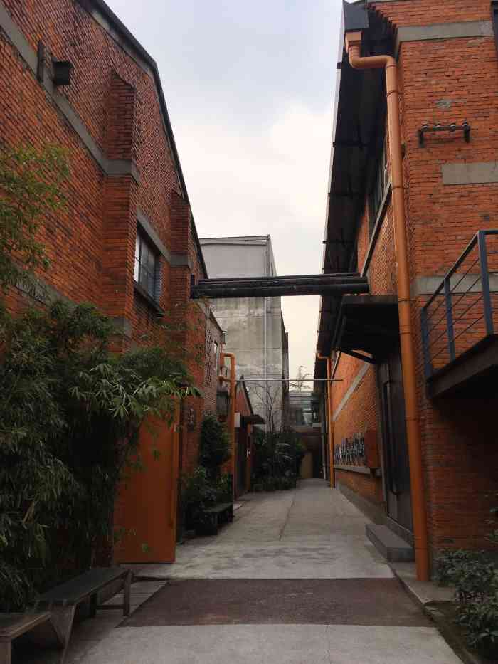 梵木创艺区-"成都成渝立交东洪路666号梵木创意园 ."-大众点评移动版