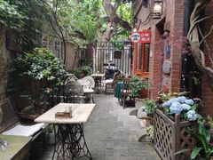 -古董花园(思南路42弄小区店)