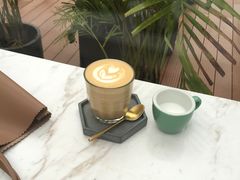 -UNI UNI(环亚凯瑟琳店)