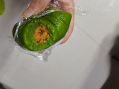 蛋黄肉松青团-许阿姨糕团店(南京总店)