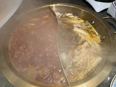 -小天鹅火锅·一线江景洪鼎旗舰店(洪崖洞店)