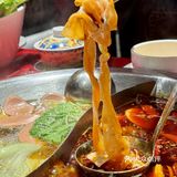 不懂就问：深圳的火锅店🍲都这么卷嘛！！？