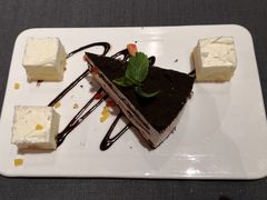 -YUE·6·西式融合餐厅(外滩六号店)