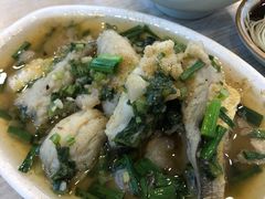 雪菜黄鱼面-朱洪元苏式面馆(绿宝广场店)
