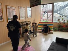 -爱威盛亲子俱乐部·纽约国际早托中心