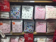 -优衣库(上海虹口龙之梦店)
