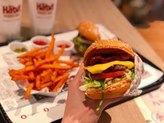 -The Habit Burger Grill 哈比特汉堡(复兴soho店)
