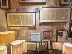 -邊城書店