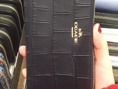 -COACH蔻驰(赛特奥特莱斯店)