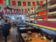 -大头虾越式风味餐厅(光明广场店)