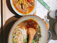 -百春原湖南牛肉粉(百联世纪店)