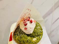 抹茶酥皮草莓泡芙-西树泡芙(湖滨银泰in77B区店)