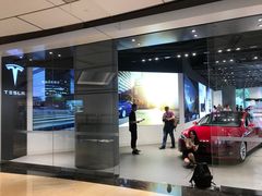 -TESLA 特斯拉(上海太古汇体验店)