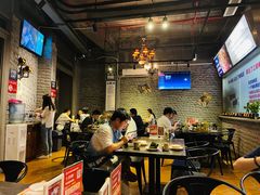 大堂-巴四老城区炭火蛙锅(张江店)