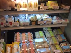 面包甜点陈列柜-85度C(北京八角物美店)