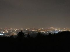 -鬼笑石后山停车场