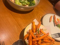 -JINNS锦时 steak&pizza(浸信会礼拜堂旧址店)