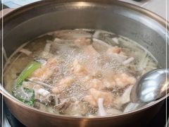 -喃喃椰·糟粕醋·椰子鸡火锅(七堡花园店)