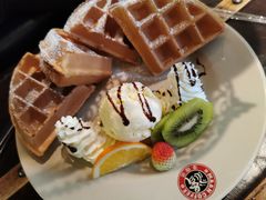 水果冰激凌松饼-MAAN COFFEE(金桥店)