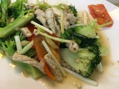 西蓝花炒干鱿-天宝食坊·啫啫煲大排档(西华路店)