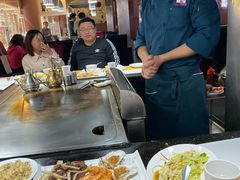 -利昂法式铁板主题餐厅(新奥购物中心店)