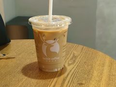 -瑞幸咖啡(大都会东方广场店)