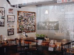 -ROAST coffee & eatery