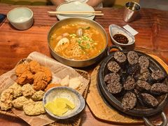 -干杯小木屋米酒店(罗斯福店)